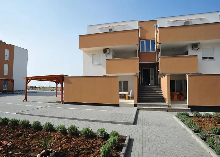 Apartman Stunning In With Wifi Nin